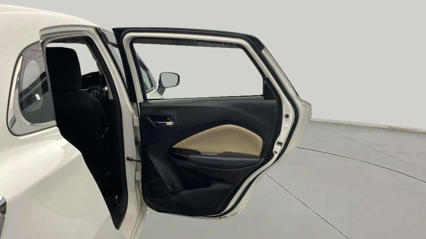 2022 Toyota Glanza G, Petrol, Manual, 71,893 km, RHS Rear Door