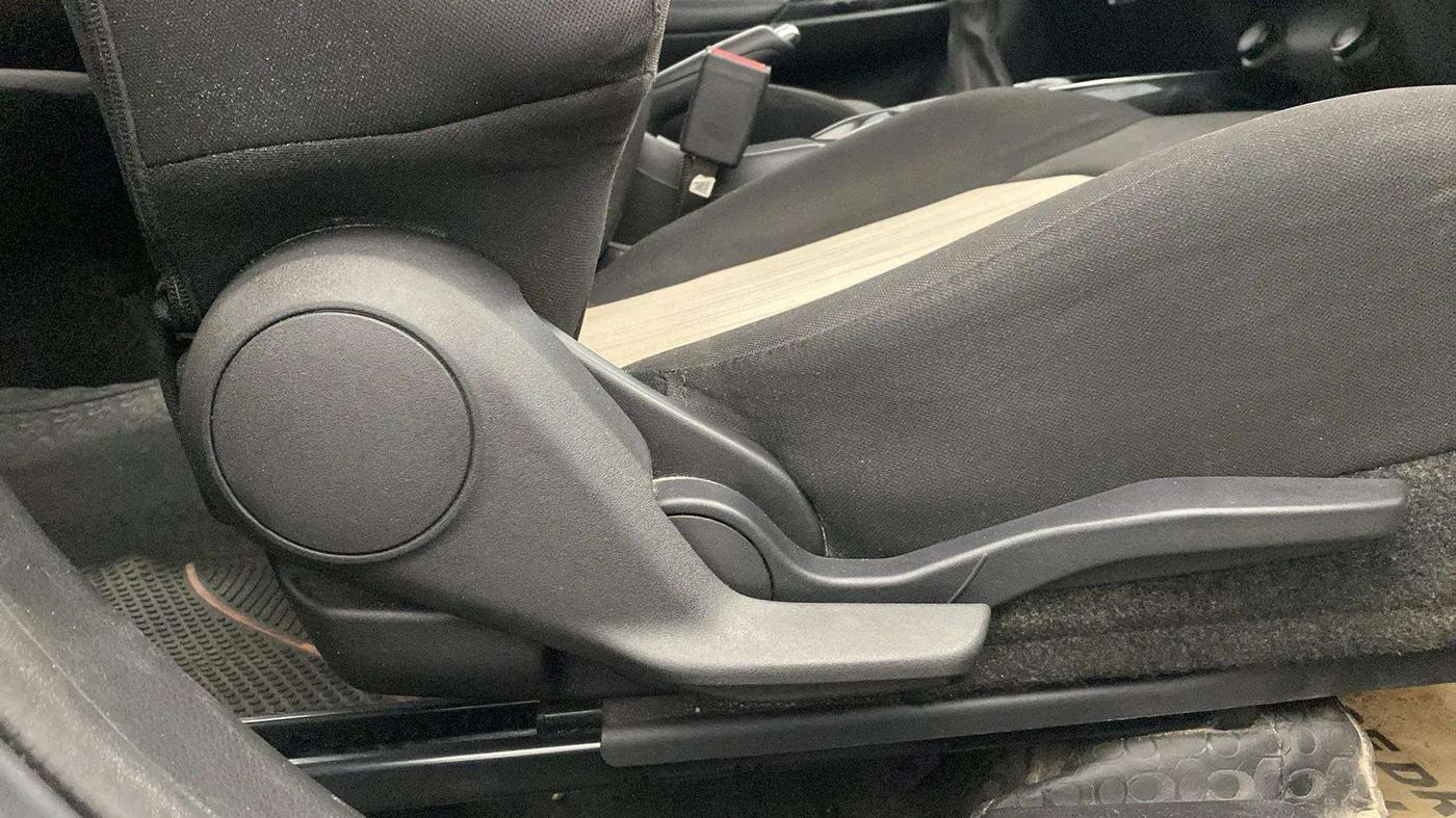 2022 Toyota Glanza G, Petrol, Manual, 71,893 km, Driver Side Adjustment Panel