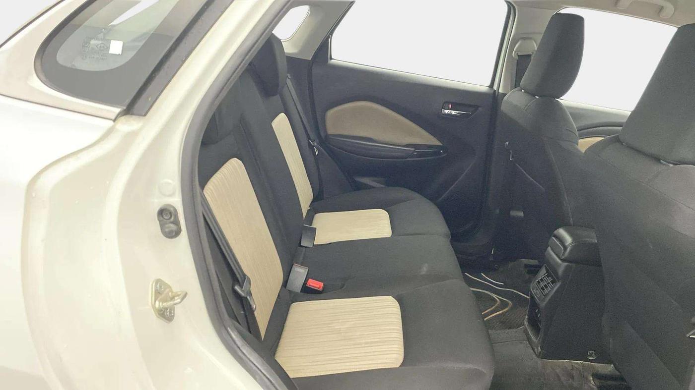 2022 Toyota Glanza G, Petrol, Manual, 71,893 km, Right Side Rear Door Cabin