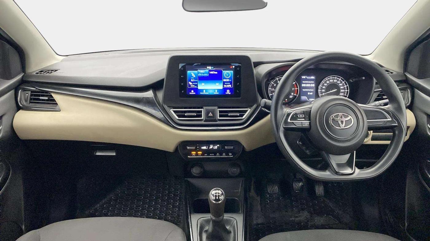 2022 Toyota Glanza G, Petrol, Manual, 71,893 km, Dashboard