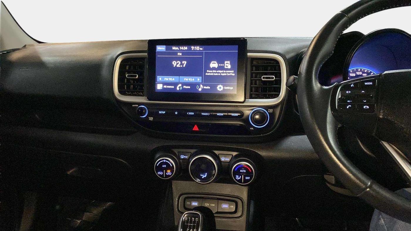 2022 Hyundai VENUE SX 1.0 TURBO, Petrol, Manual, 45,421 km, Air Conditioner