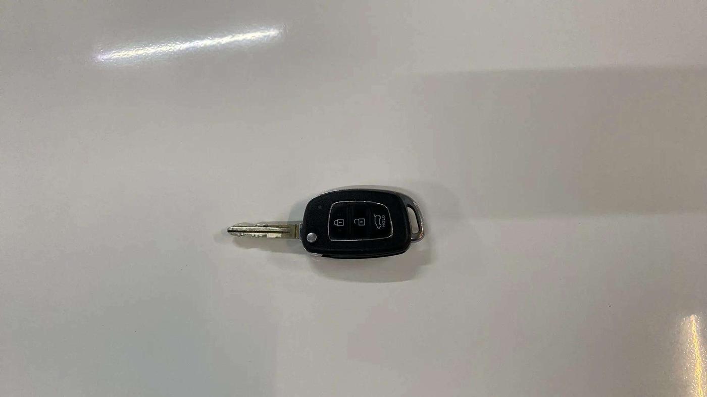 2022 Hyundai VENUE SX 1.0 TURBO, Petrol, Manual, 45,421 km, Key Close Up