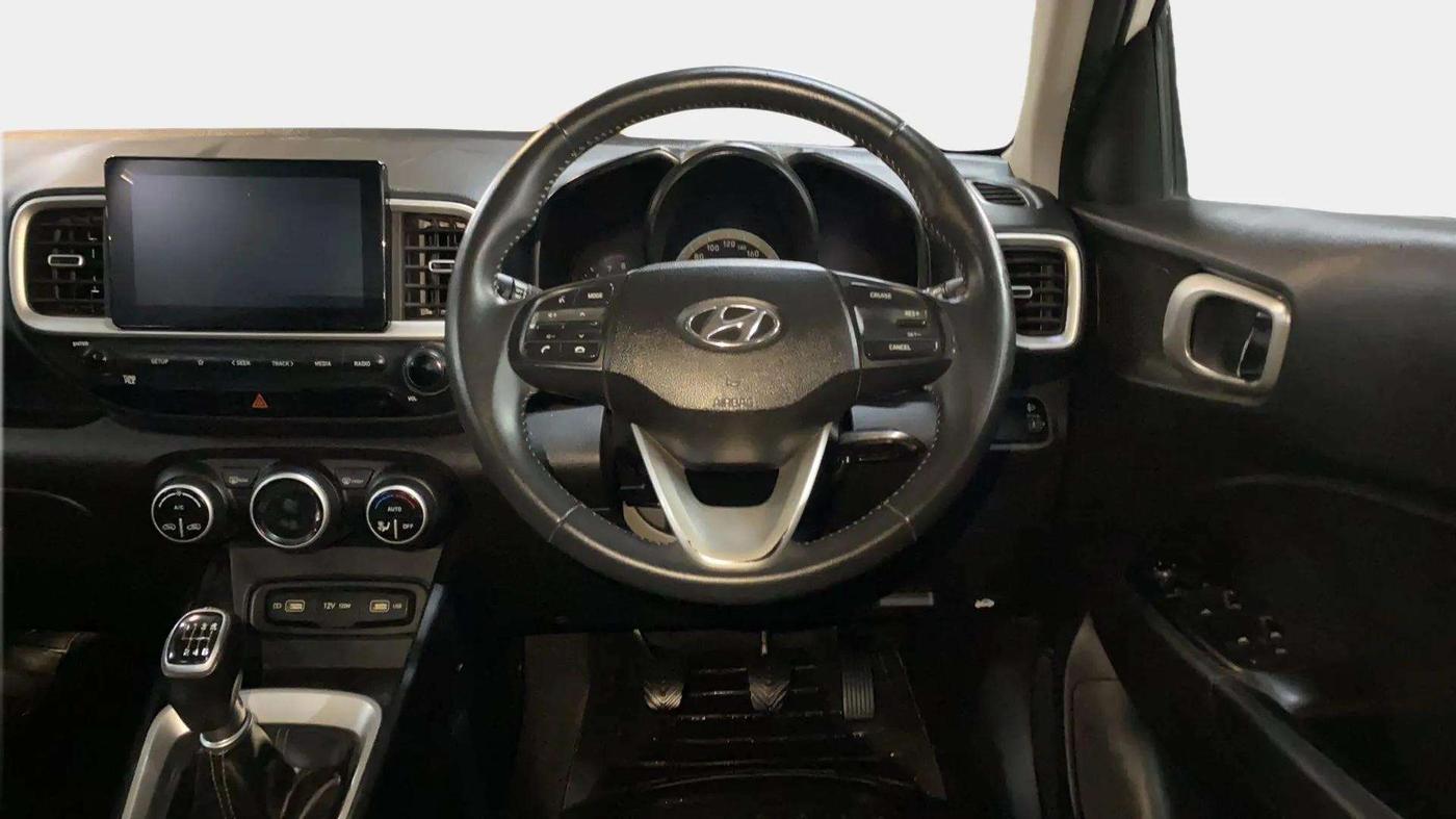 2022 Hyundai VENUE SX 1.0 TURBO, Petrol, Manual, 45,421 km, Steering Wheel Close Up
