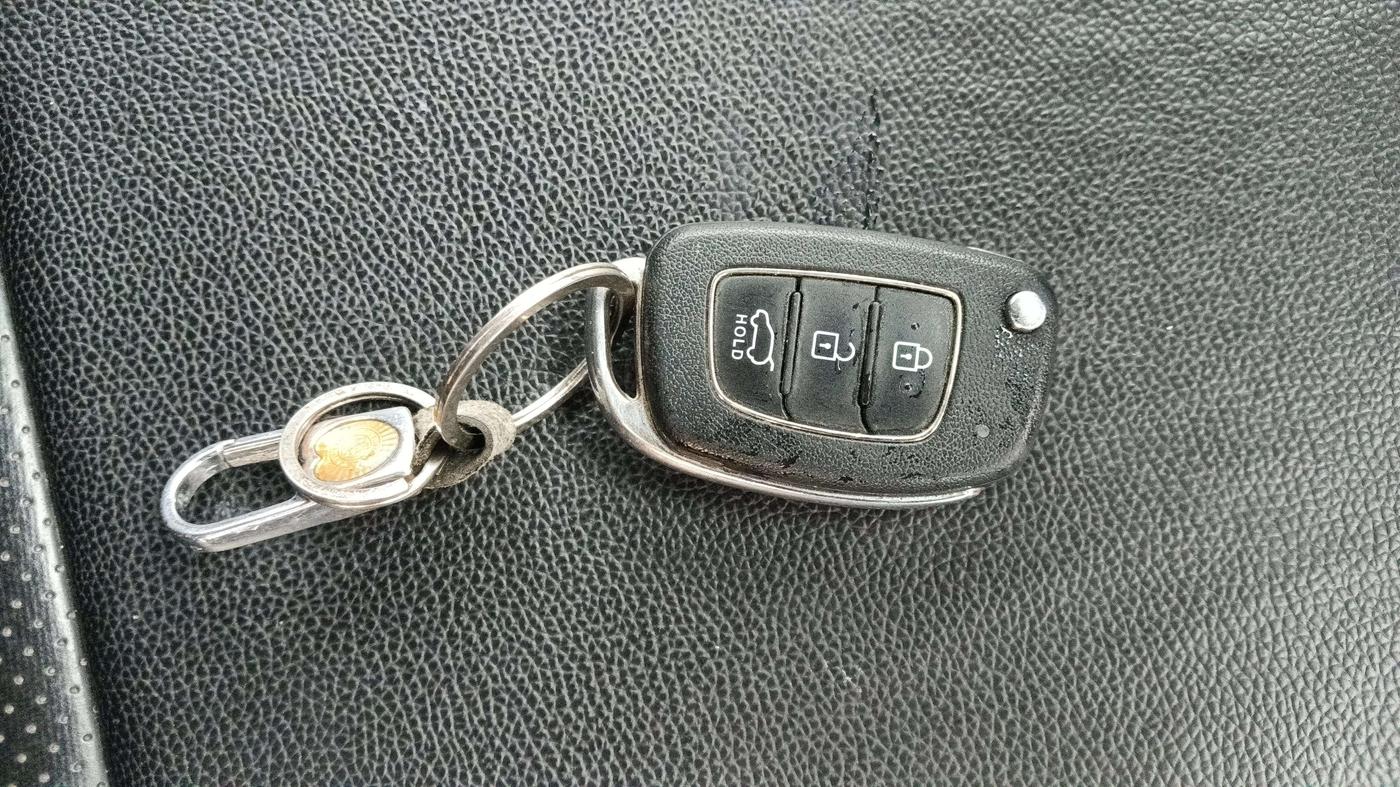 2022 Hyundai NEW I20 MAGNA 1.2 MT, Petrol, Manual, 17,956 km, Key Close Up