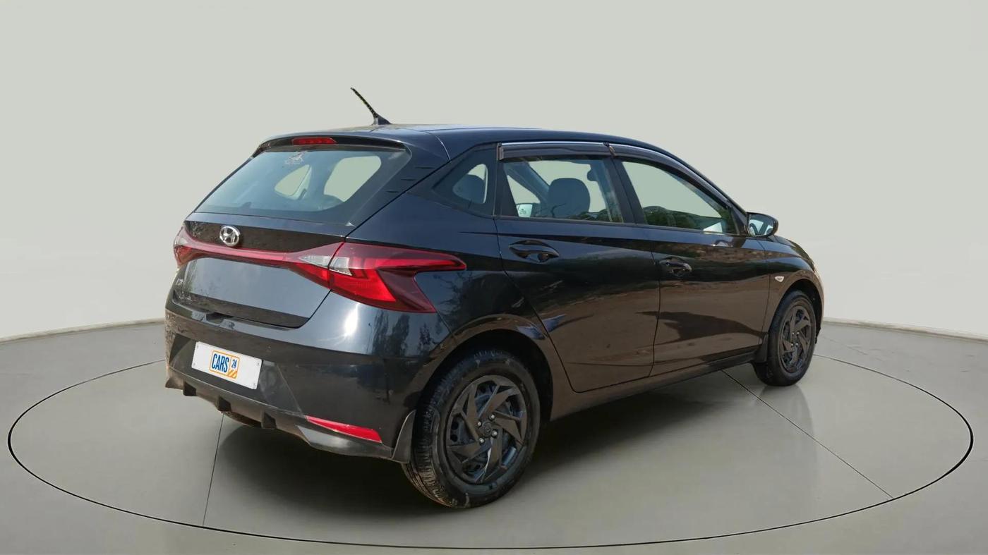 2022 Hyundai NEW I20 MAGNA 1.2 MT, Petrol, Manual, 17,956 km, Right Back Diagonal