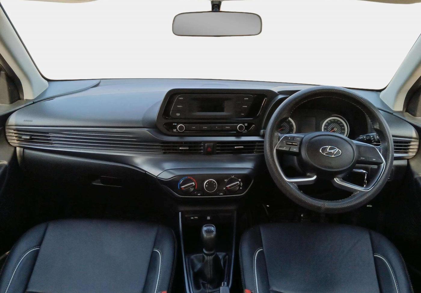 2022 Hyundai NEW I20 MAGNA 1.2 MT, Petrol, Manual, 17,956 km, Dashboard