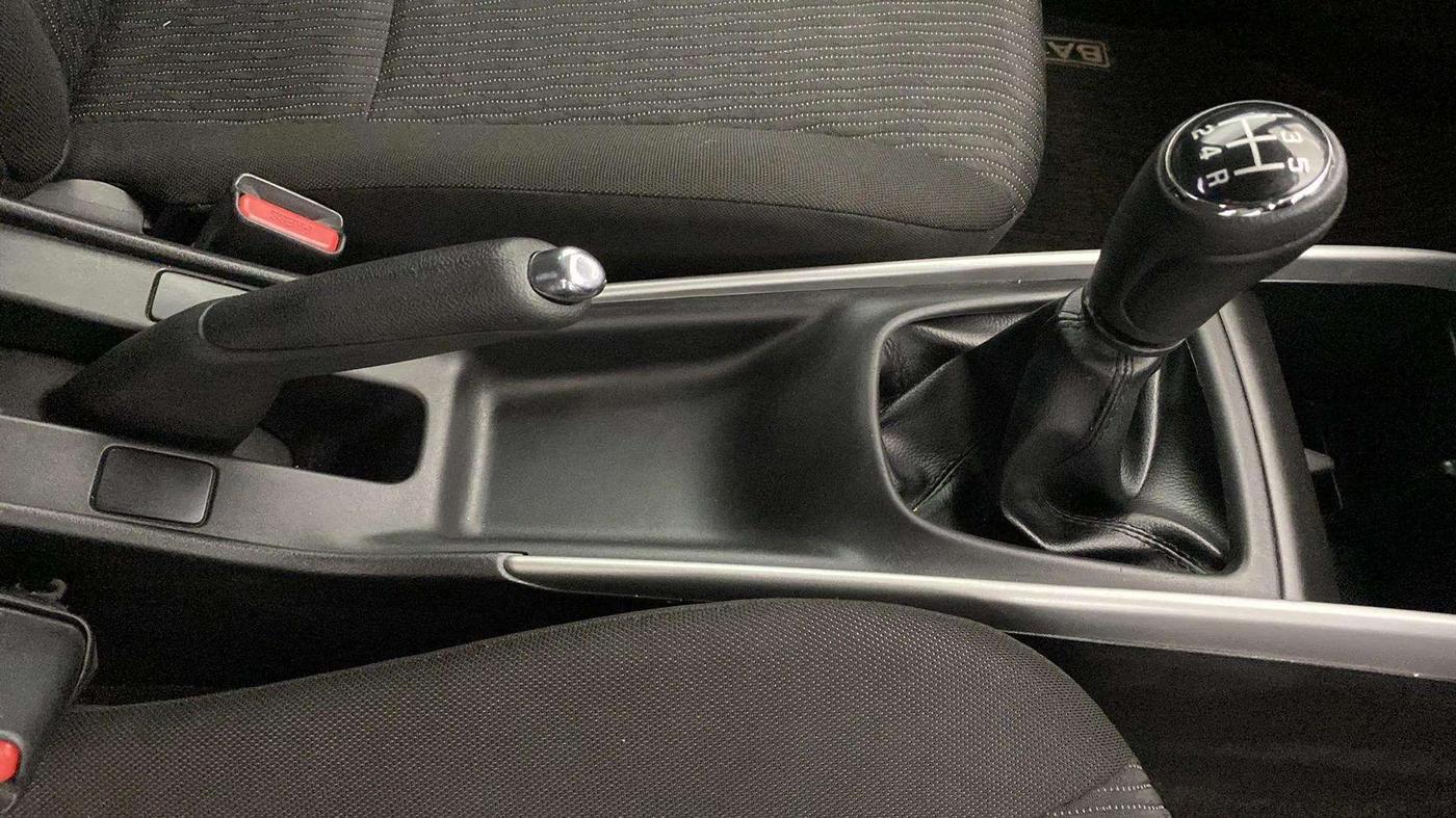 2017 Maruti Baleno ALPHA PETROL 1.2, Petrol, Manual, 37,258 km, Gear Lever