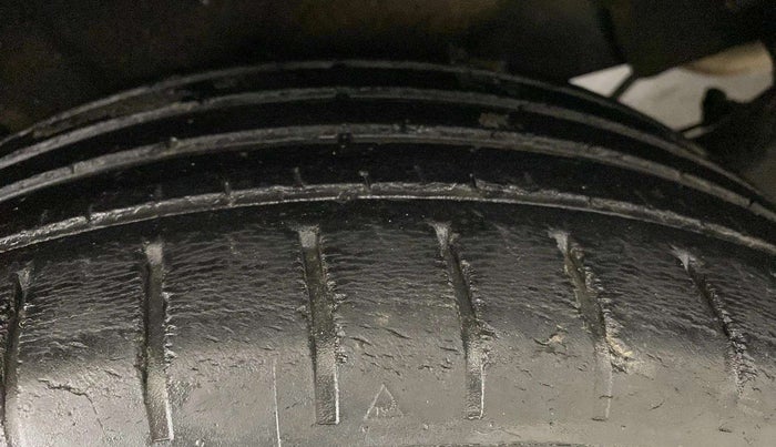 2017 Maruti Baleno ALPHA PETROL 1.2, Petrol, Manual, 37,258 km, Right Rear Tyre Tread