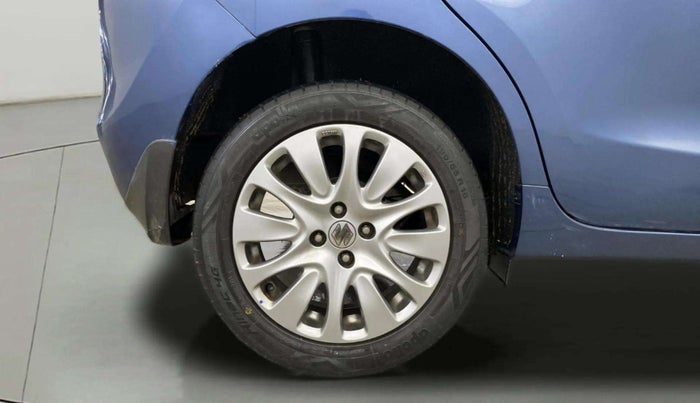 2017 Maruti Baleno ALPHA PETROL 1.2, Petrol, Manual, 37,258 km, Right Rear Wheel