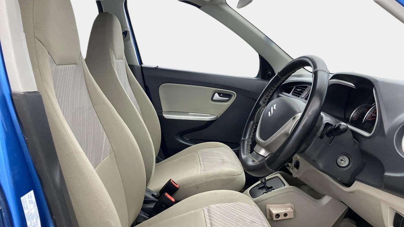 2015 Maruti Alto K10 VXI AMT, Petrol, Automatic, 61,216 km, Right Side Front Door Cabin