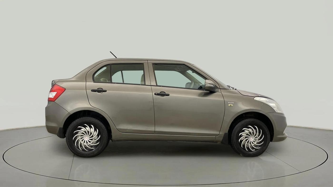 2015 Maruti Swift Dzire LXI (O), Petrol, Manual, 61,842 km, Right Side View