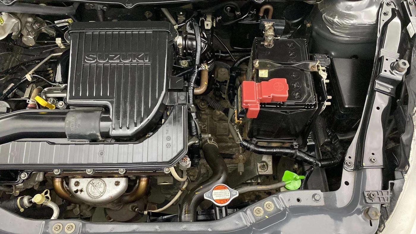 2015 Maruti Swift Dzire LXI (O), Petrol, Manual, 61,842 km, Engine View - Left
