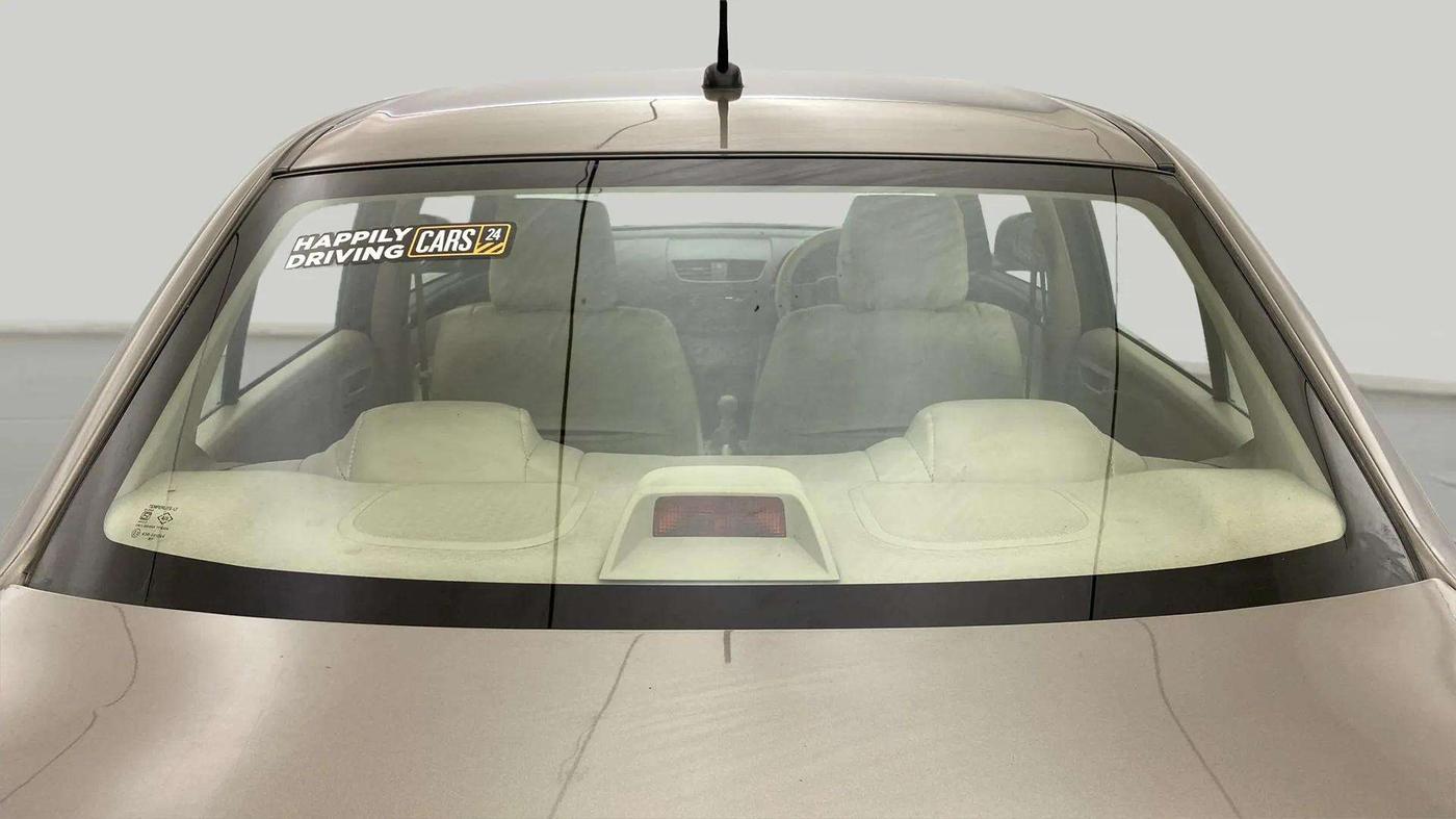 2015 Maruti Swift Dzire LXI (O), Petrol, Manual, 61,842 km, Rear Windshield