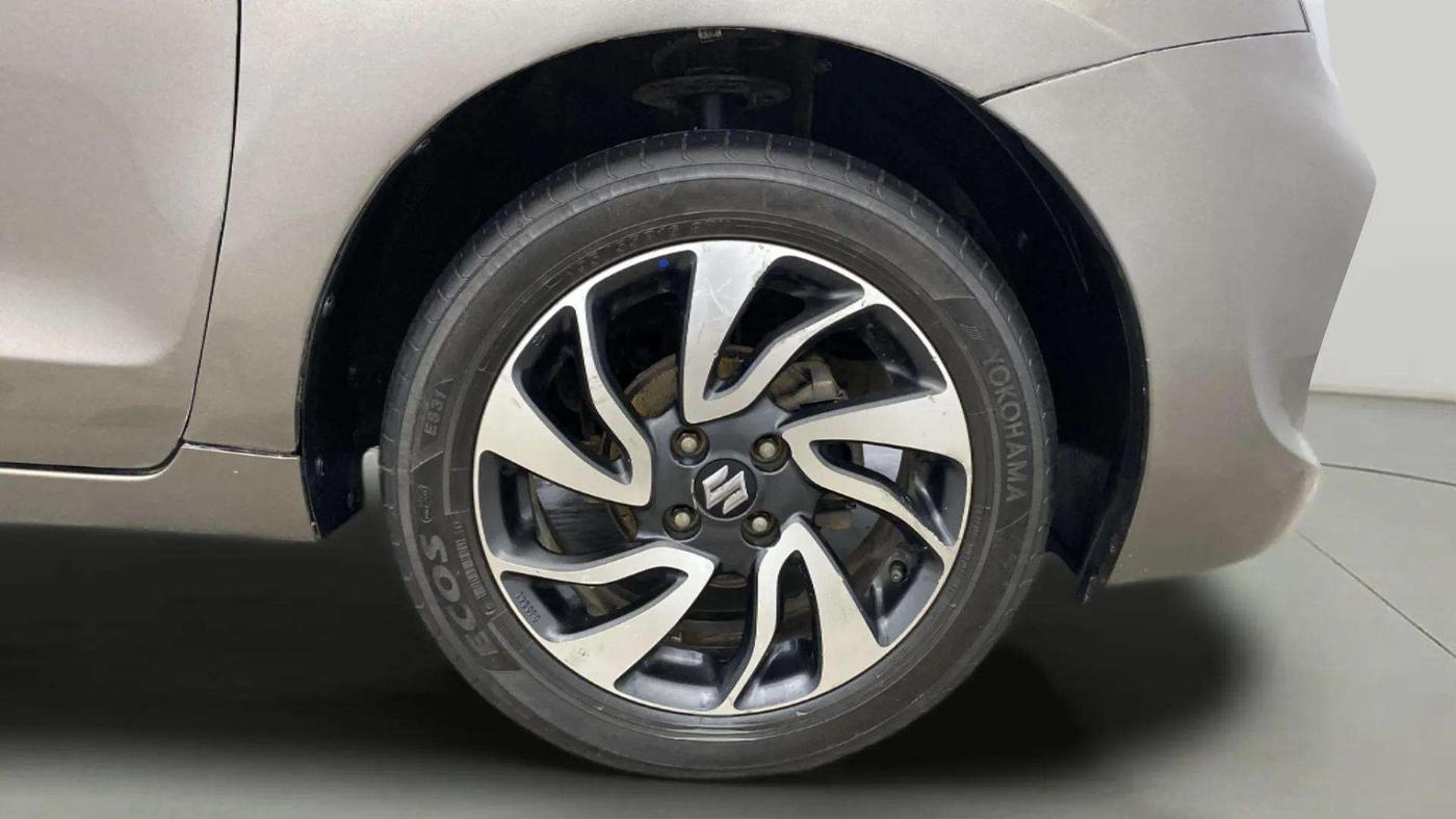 2021 Maruti Baleno ZETA PETROL 1.2, Petrol, Manual, 53,690 km, Right Front Wheel