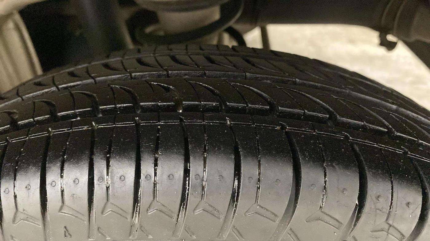 2021 Maruti Alto LXI O, Petrol, Manual, 51,635 km, Left Rear Tyre Tread