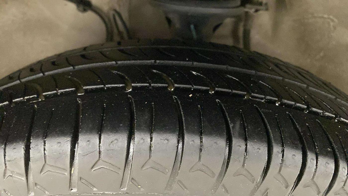 2021 Maruti Alto LXI O, Petrol, Manual, 51,635 km, Left Front Tyre Tread