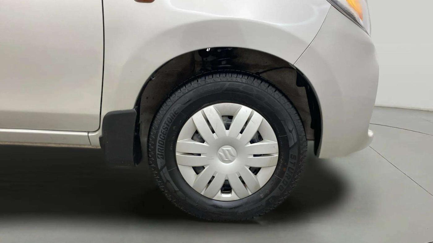 2021 Maruti Alto LXI O, Petrol, Manual, 51,635 km, Right Front Wheel