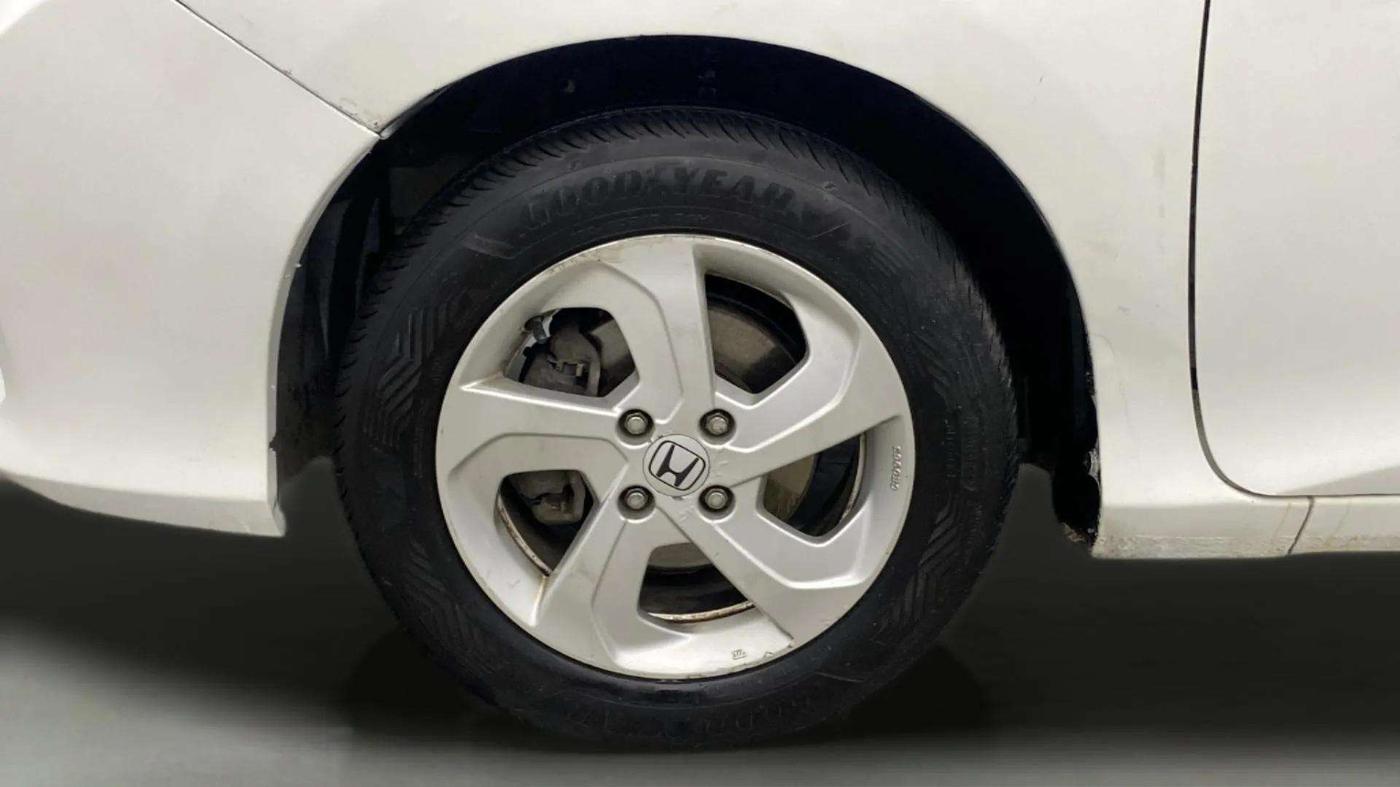 2016 Honda City 1.5L I-VTEC V MT, CNG, Manual, 72,331 km, Left Front Wheel