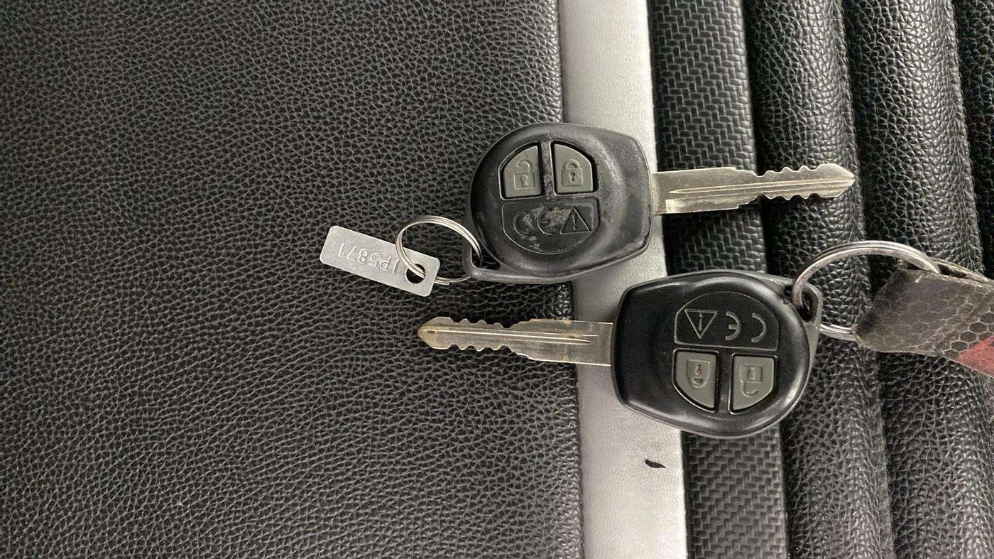 2020 Maruti Baleno DELTA PETROL 1.2, Petrol, Manual, 50,271 km, Key Close Up