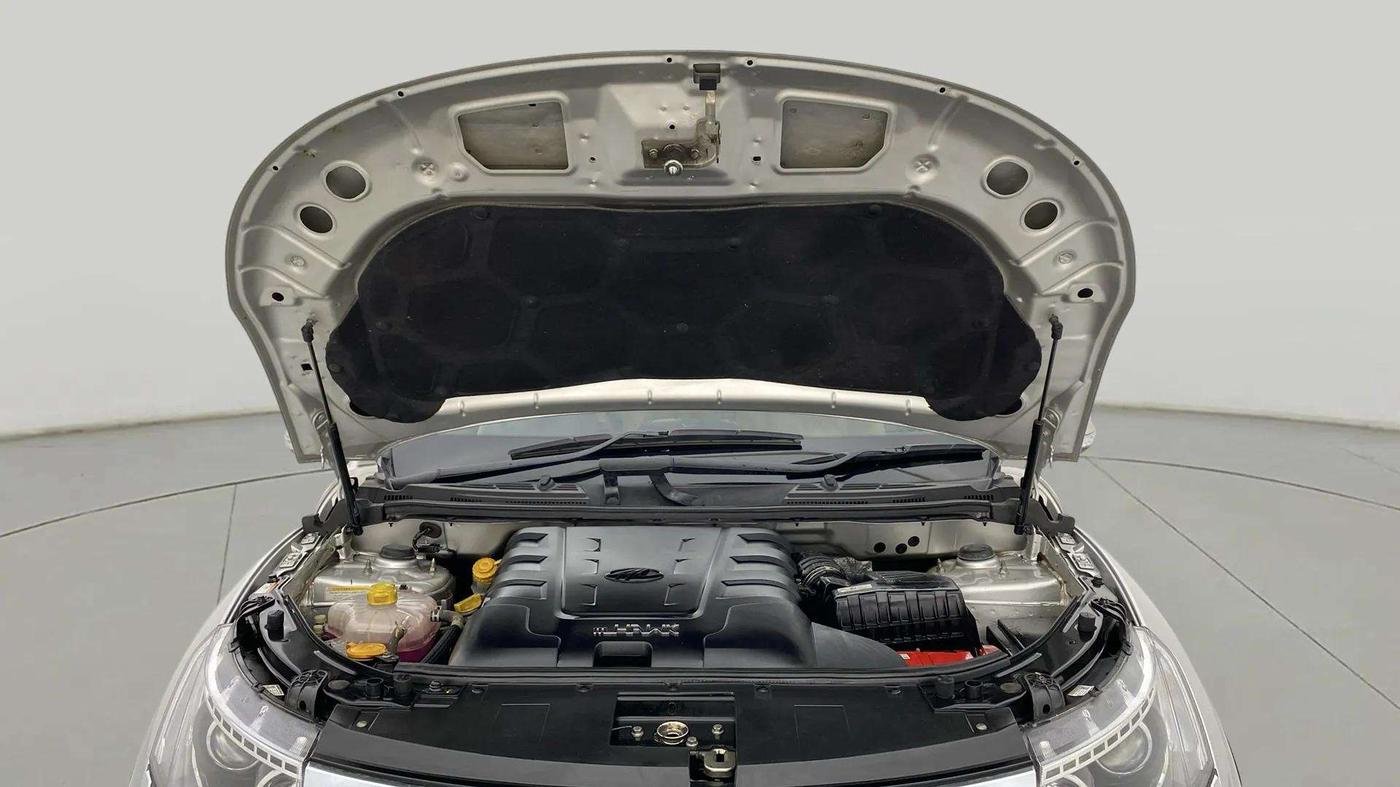 2019 Mahindra XUV500 W11(O), Diesel, Manual, 41,688 km, Open Bonet