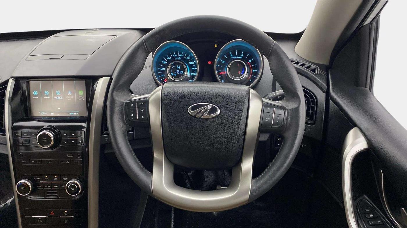 2019 Mahindra XUV500 W11(O), Diesel, Manual, 41,688 km, Steering Wheel Close Up