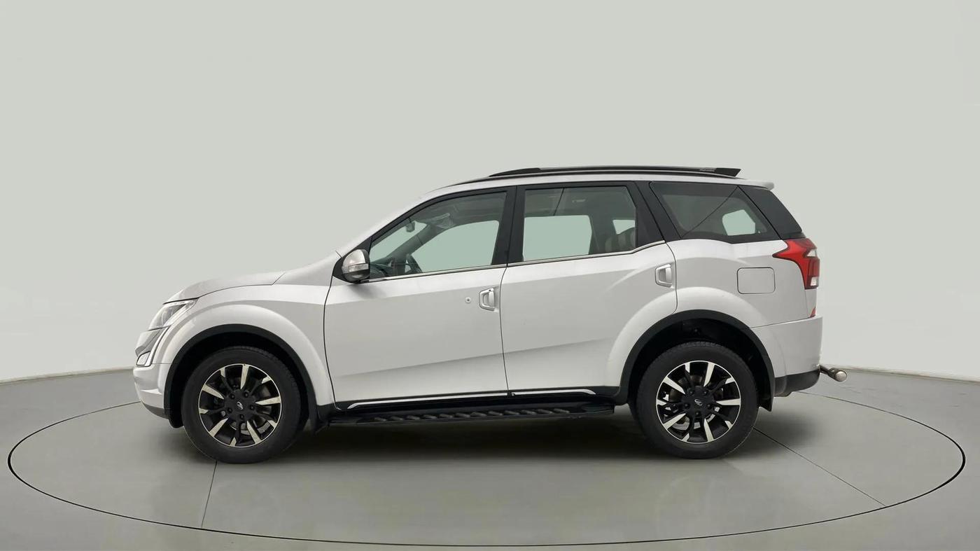 2019 Mahindra XUV500 W11(O), Diesel, Manual, 41,688 km, Left Side
