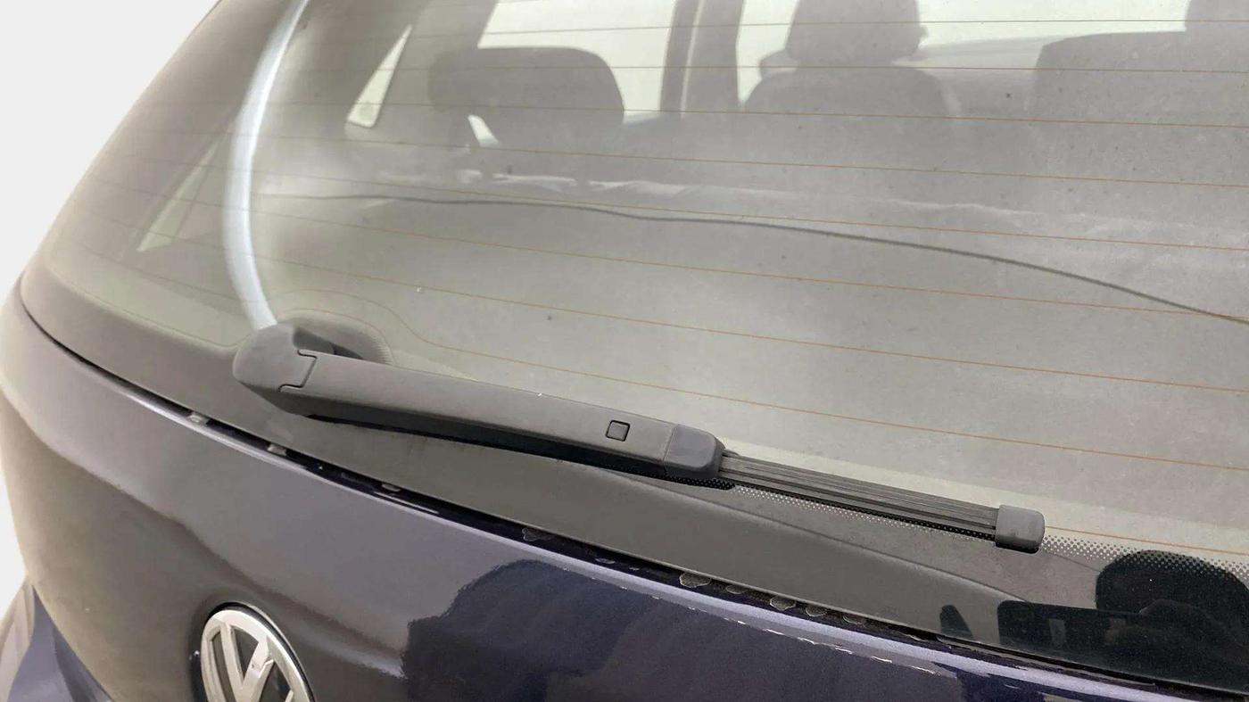 2015 Volkswagen Polo COMFORTLINE 1.2L, Petrol, Manual, 53,717 km, Rear Wiper