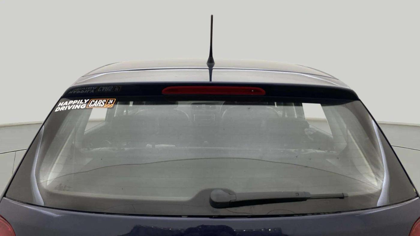 2015 Volkswagen Polo COMFORTLINE 1.2L, Petrol, Manual, 53,717 km, Rear Windshield