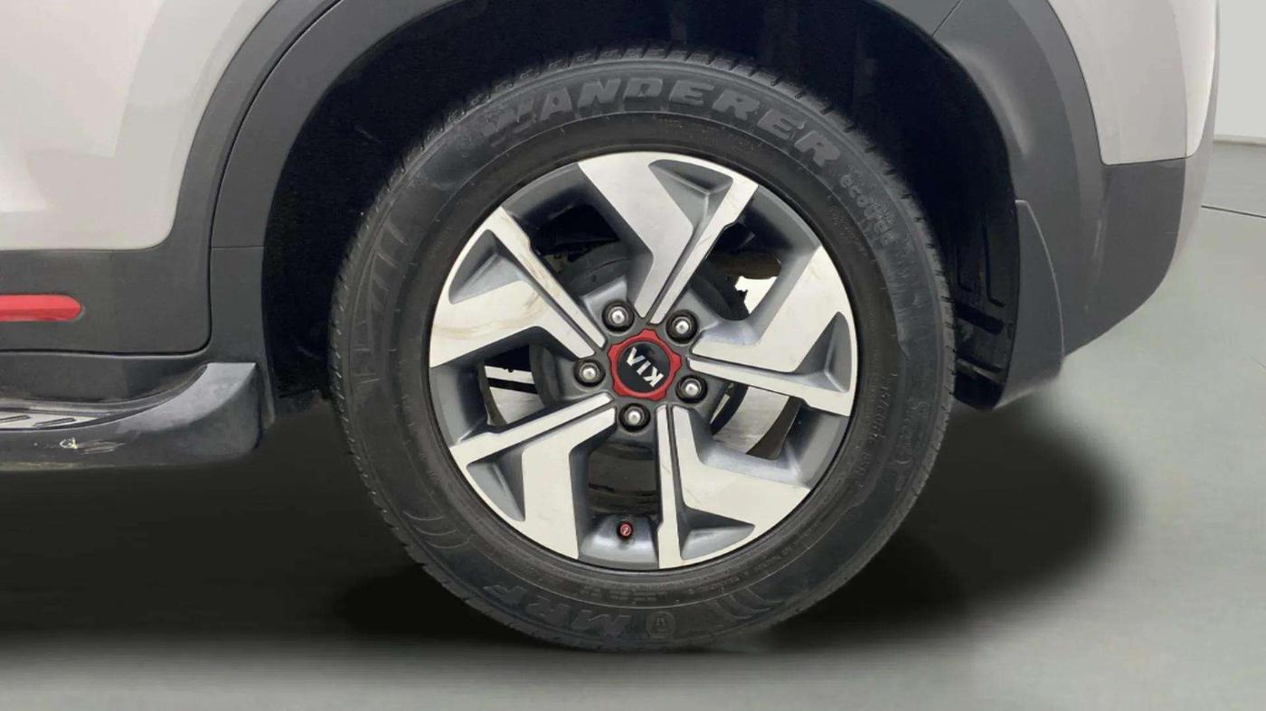 2021 KIA SONET GTX PLUS 1.0 DCT, Petrol, Automatic, 30,477 km, Left Rear Wheel