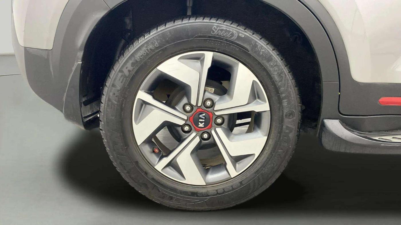 2021 KIA SONET GTX PLUS 1.0 DCT, Petrol, Automatic, 30,477 km, Right Rear Wheel