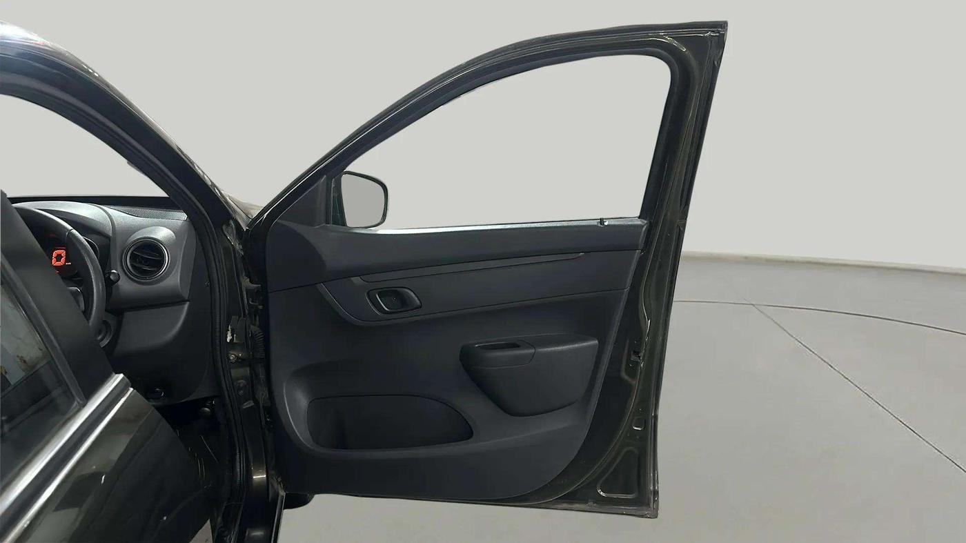 2016 Renault Kwid RXT 0.8, Petrol, Manual, 21,271 km, RHS Front Door
