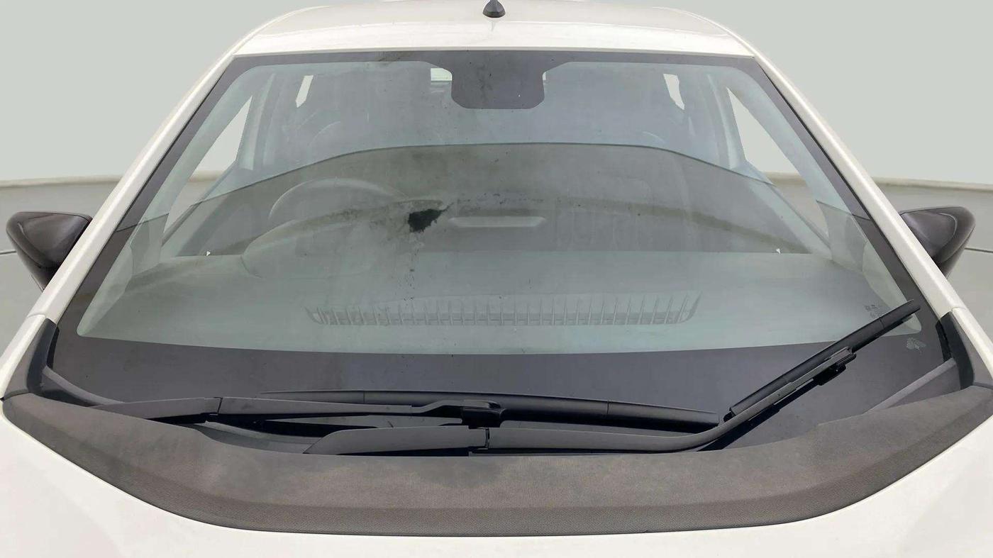 2020 Tata ALTROZ XZ PETROL, Petrol, Manual, 21,980 km, Front Windshield