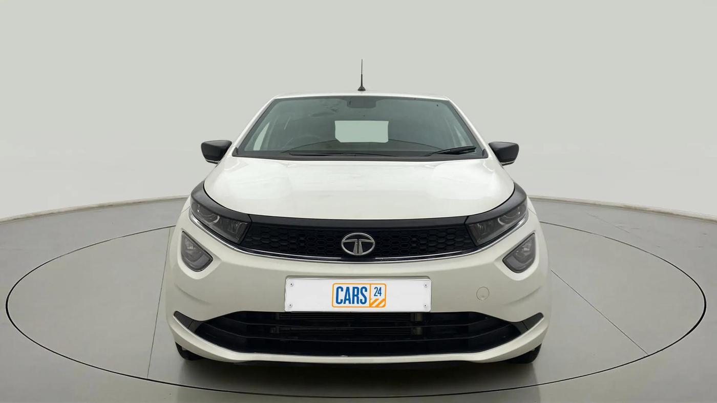 2020 Tata ALTROZ XZ PETROL, Petrol, Manual, 21,980 km, Front