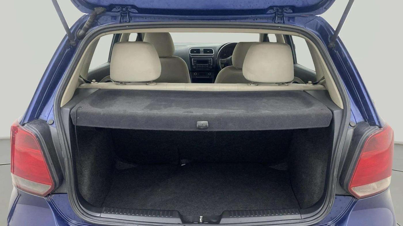 2013 Volkswagen Polo HIGHLINE1.2L, Petrol, Manual, 53,013 km, Boot Open Zoomed View