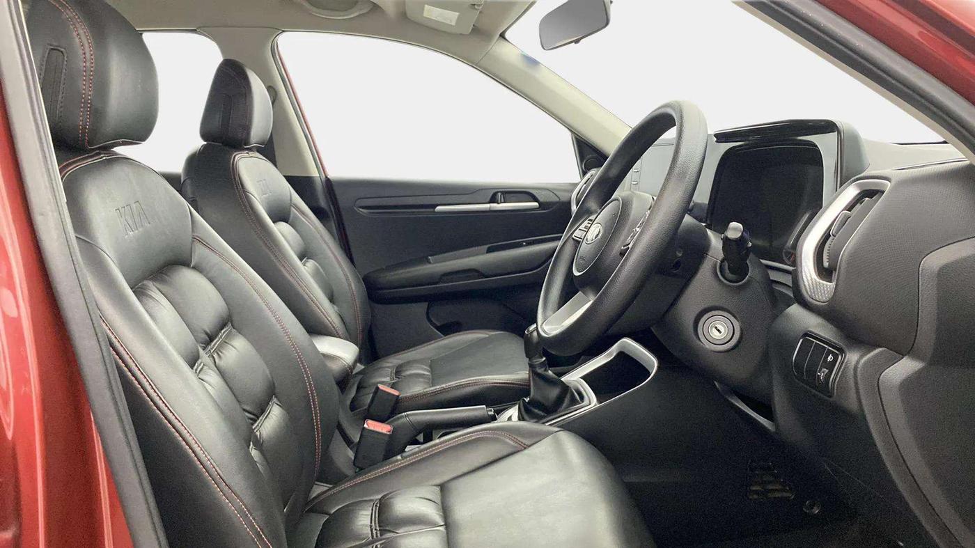 2020 KIA SONET HTK PLUS 1.2, Petrol, Manual, 44,197 km, Right Side Front Door Cabin