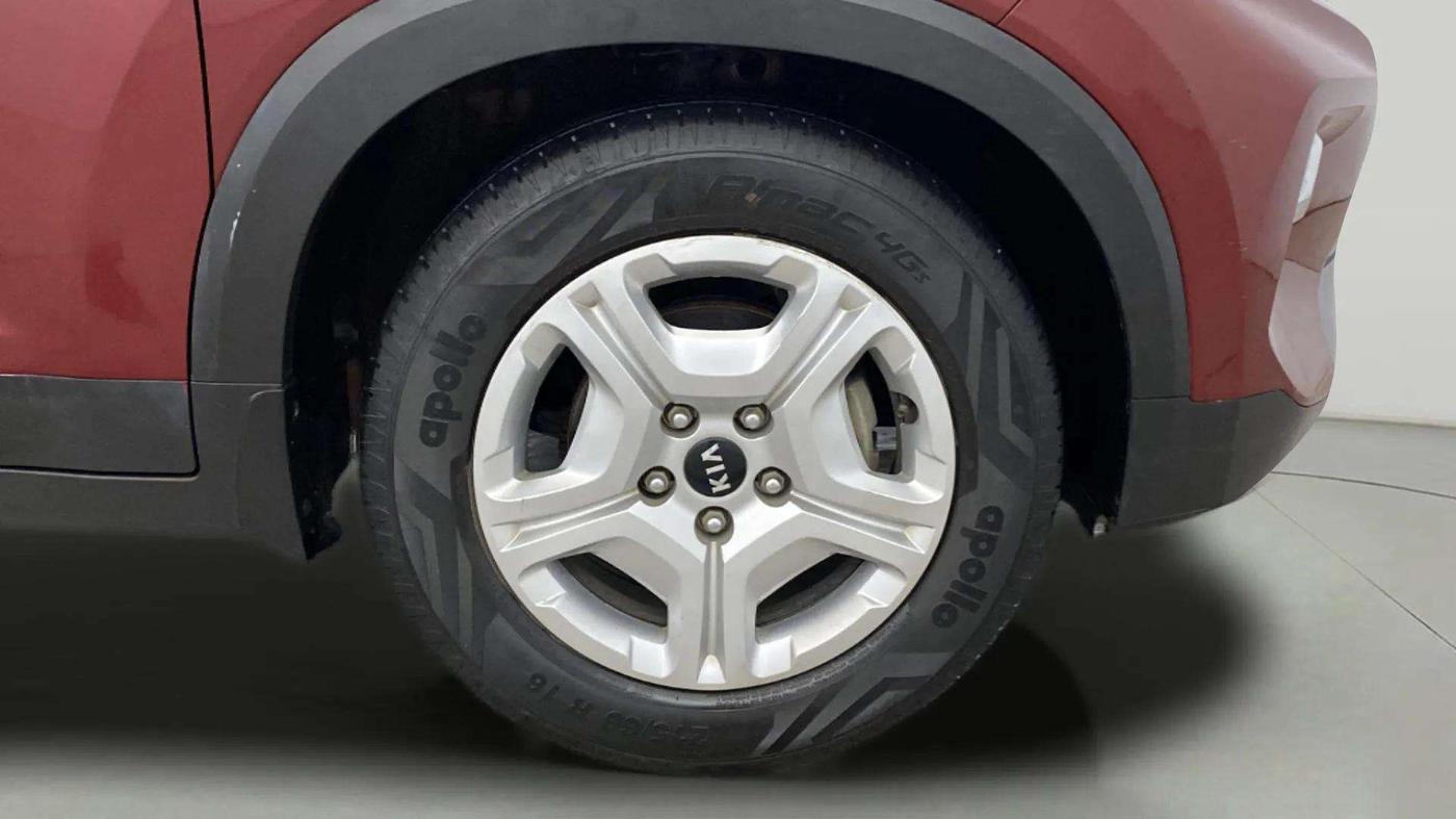 2020 KIA SONET HTK PLUS 1.2, Petrol, Manual, 44,197 km, Right Front Wheel