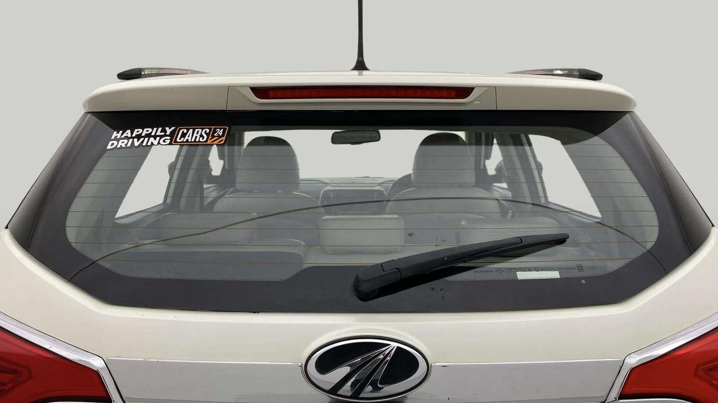 2021 Mahindra XUV300 W8 (O) 1.2 PETROL, Petrol, Manual, 55,673 km, Rear Windshield