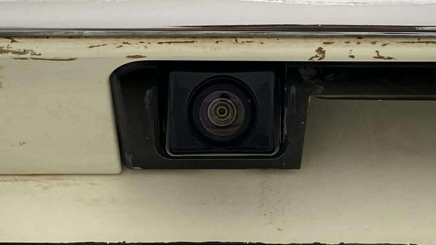 2021 Mahindra XUV300 W8 (O) 1.2 PETROL, Petrol, Manual, 55,673 km, Parking Camera