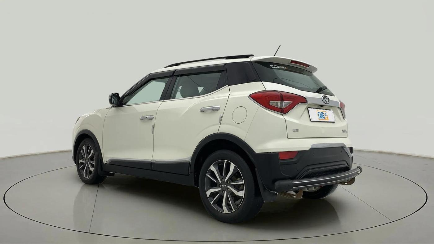 2021 Mahindra XUV300 W8 (O) 1.2 PETROL, Petrol, Manual, 55,673 km, Left Back Diagonal