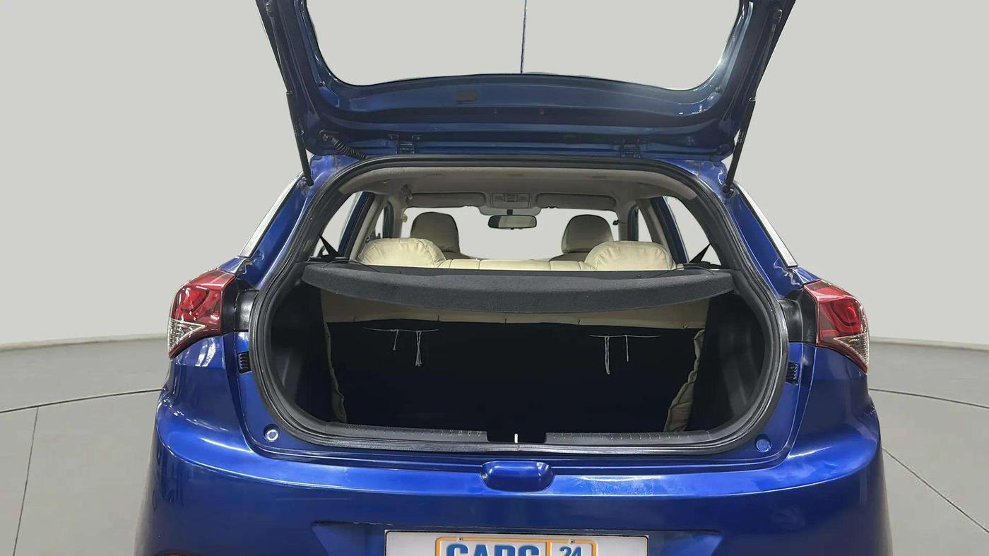 2014 Hyundai Elite i20 MAGNA 1.2, Petrol, Manual, 12,872 km, Boot Inside