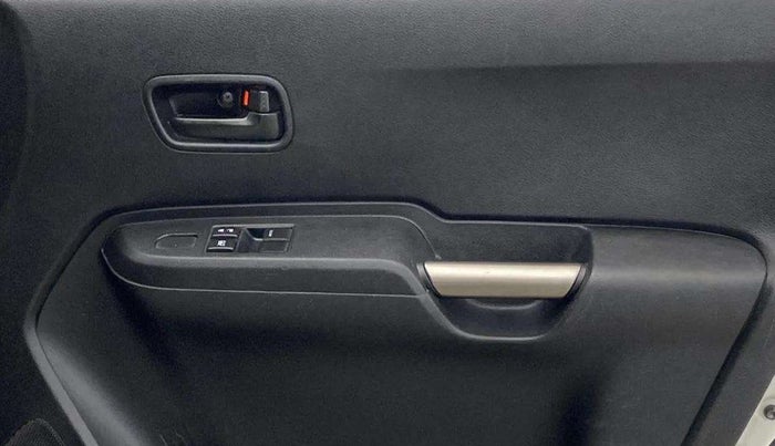 2018 Maruti IGNIS SIGMA 1.2, Petrol, Manual, 54,533 km, Driver Side Door Panels Control