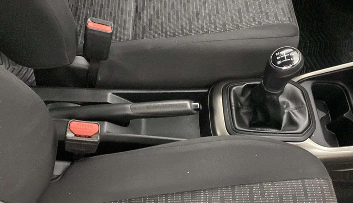 2018 Maruti IGNIS SIGMA 1.2, Petrol, Manual, 54,533 km, Gear Lever
