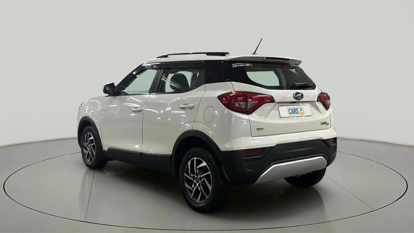 2022 Mahindra XUV300 W8 (O) 1.2 PETROL, Petrol, Manual, 8,248 km, Left Back Diagonal