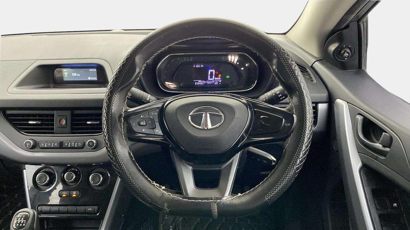 2021 Tata NEXON XM SUNROOF PETROL, Petrol, Manual, 81,246 km, Steering Wheel Close Up