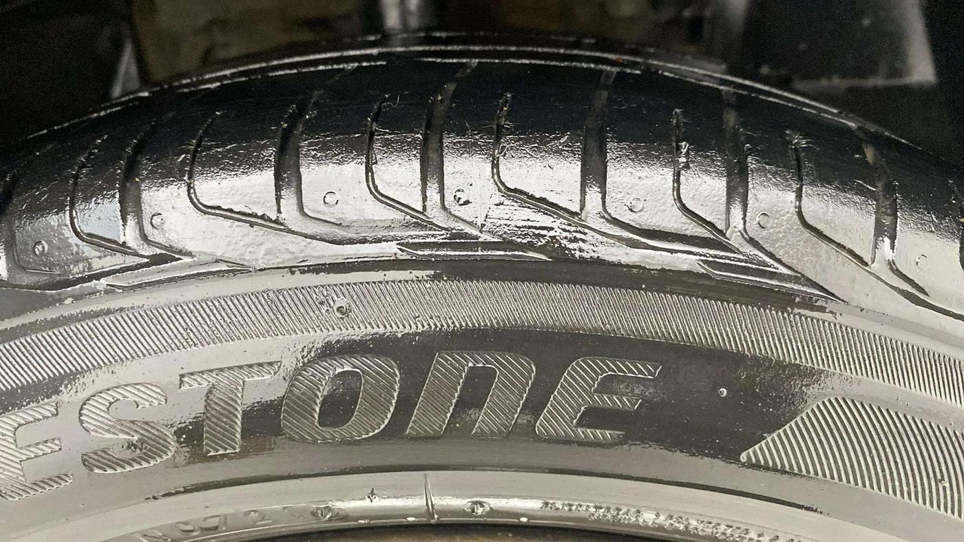 2021 Tata NEXON XM SUNROOF PETROL, Petrol, Manual, 81,246 km, Right Front Tyre Tread