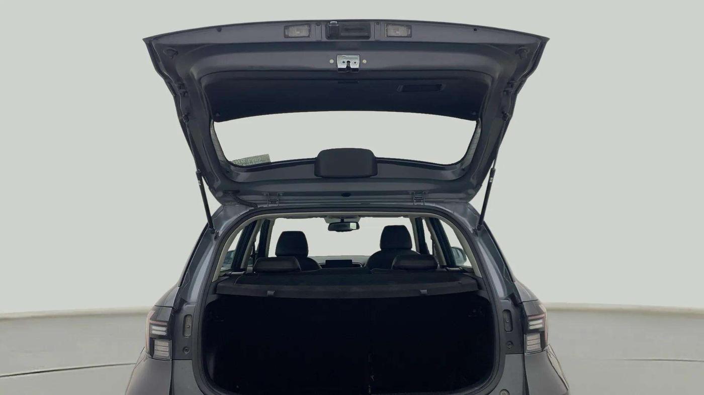 2022 Hyundai VENUE SX 1.2 PETROL, Petrol, Manual, 42,500 km, Boot Door Open