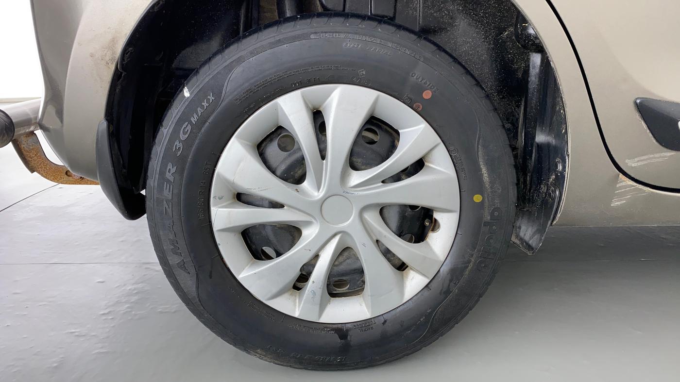 2019 Maruti Swift VXI, Petrol, Manual, 45,190 km, Right Rear Wheel