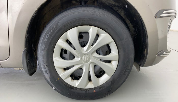 2019 Maruti Swift VXI, Petrol, Manual, 45,190 km, Right Front Wheel