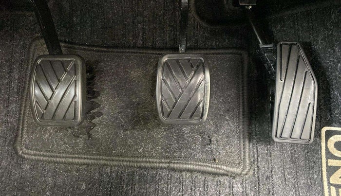 2018 Maruti Baleno DELTA PETROL 1.2, Petrol, Manual, 53,651 km, Pedals