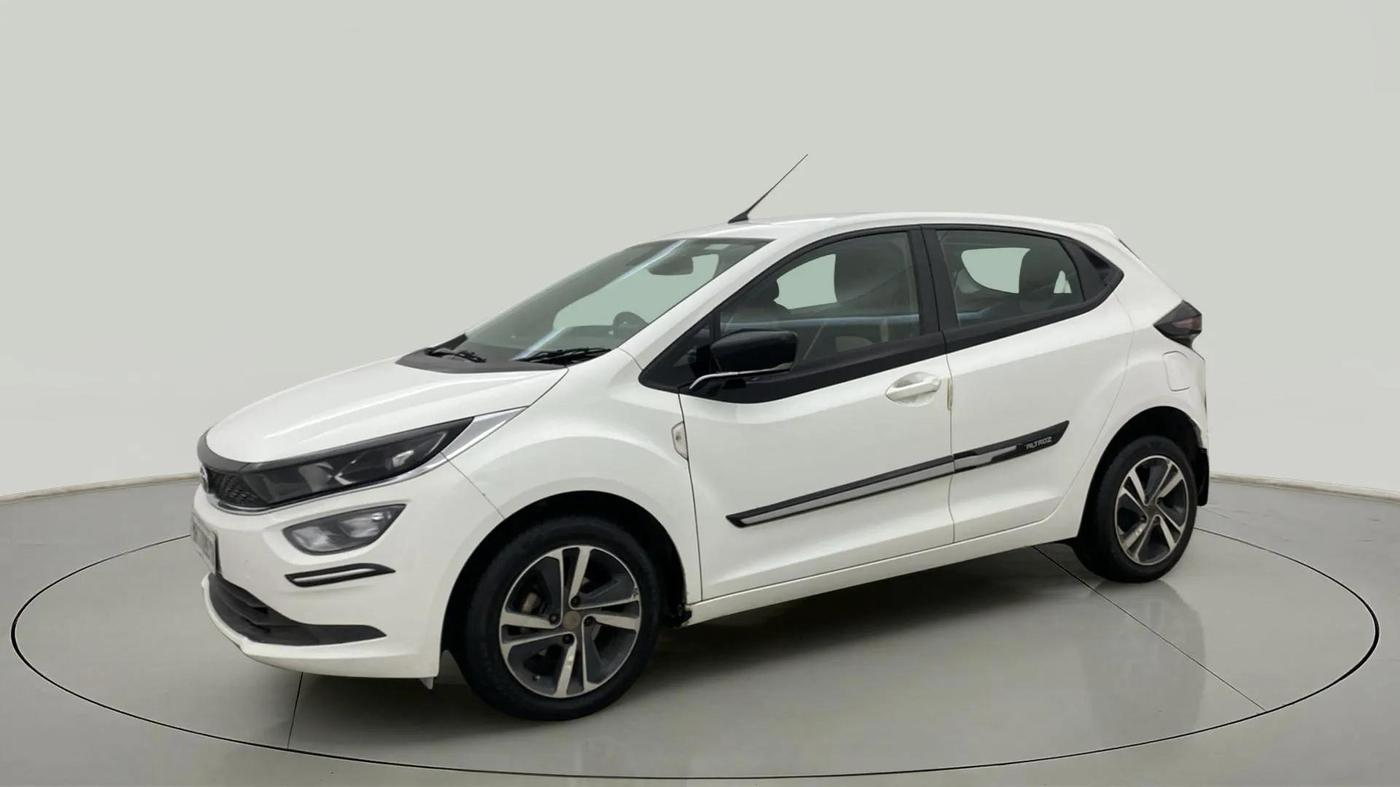 2021 Tata ALTROZ XZ DIESEL, Diesel, Manual, 46,464 km, Left Front Diagonal